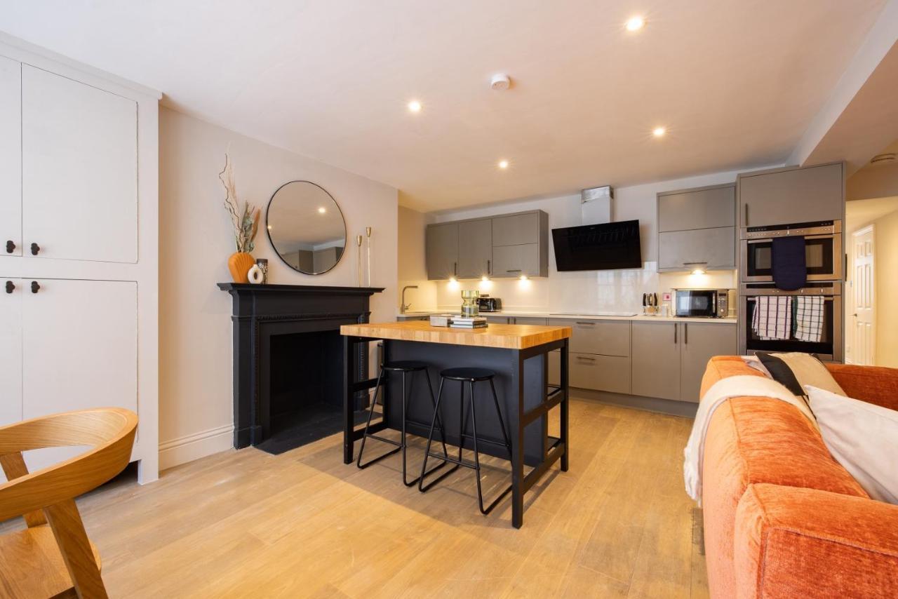伦敦The Paddington Flat - Modern 2Bdr With Patio公寓 外观 照片